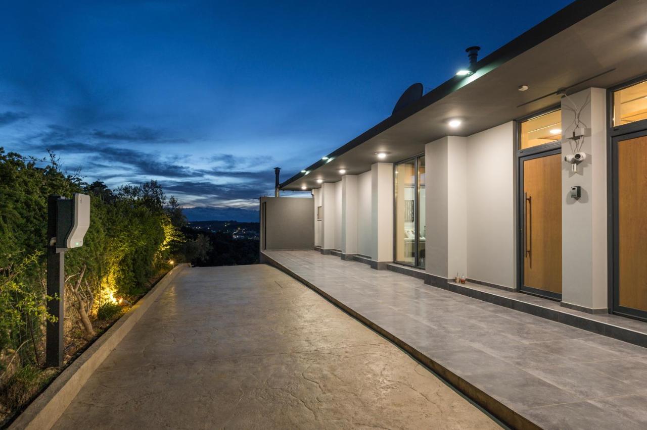 Olivenest Chania Executive Villa Perivolia  Exterior photo